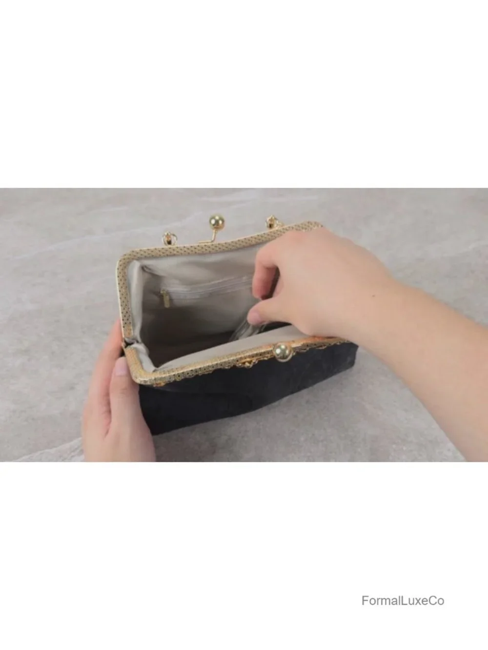 Satin Jacquard Evening Bag Kiss Lock Clutch with Pearl Tassel